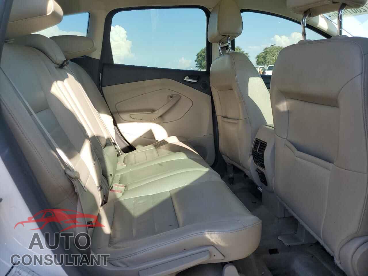 FORD CMAX 2015 - 1FADP5BU0FL112417