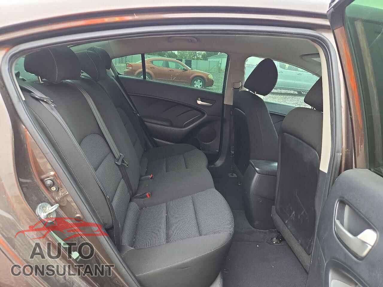 KIA FORTE 2017 - 3KPFK4A79HE035050