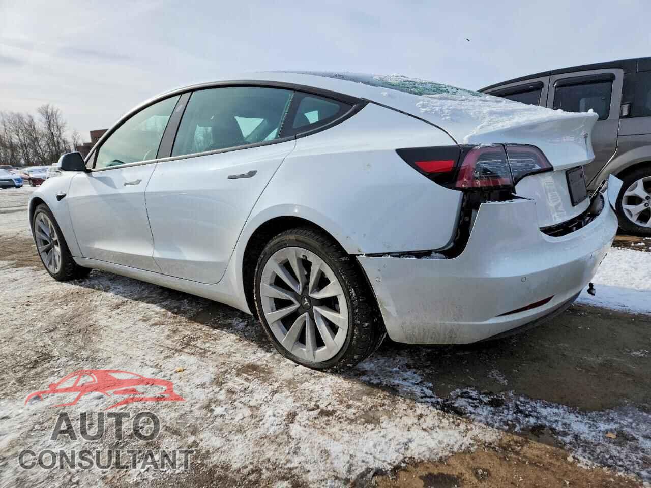 TESLA MODEL 3 2022 - 5YJ3E1EB2NF240738
