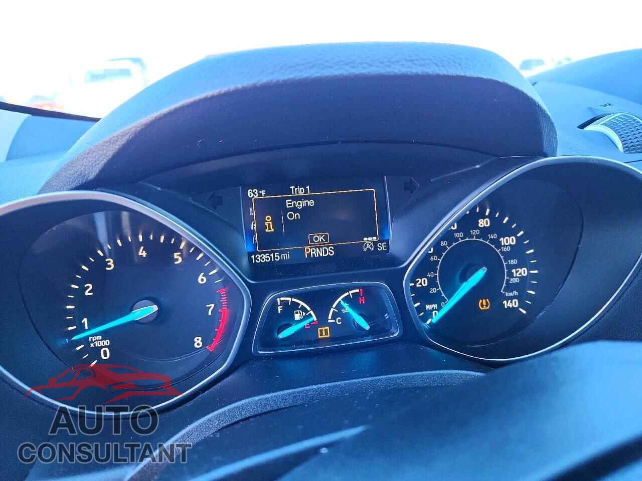 FORD ESCAPE 2017 - 1FMCU0JD2HUC72617