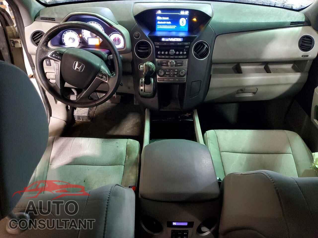 HONDA PILOT 2014 - 5FNYF4H41EB041715