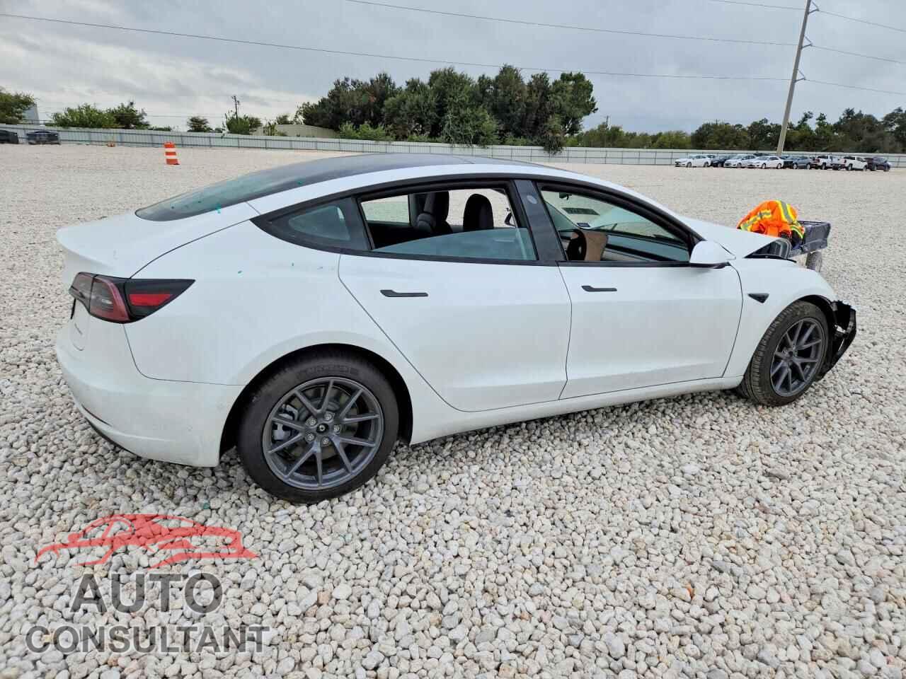 TESLA MODEL 3 2022 - 5YJ3E1EB9NF181896