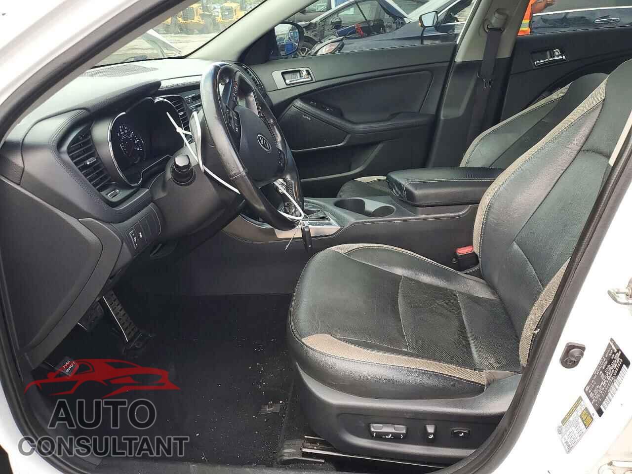 KIA OPTIMA 2012 - 5XXGR4A62CG087028