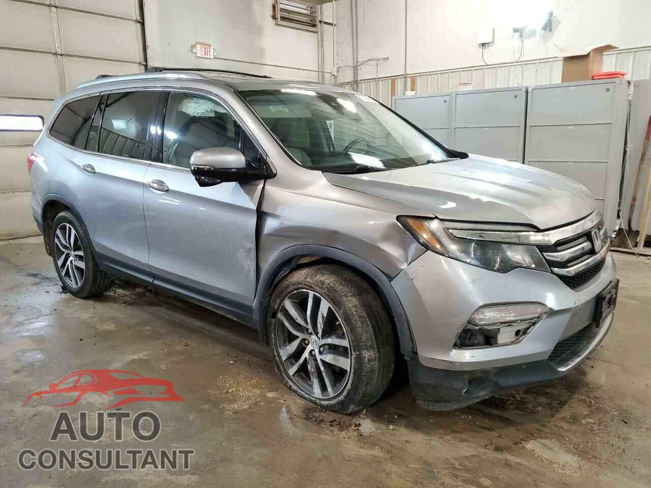 HONDA PILOT 2016 - 5FNYF6H9XGB068986