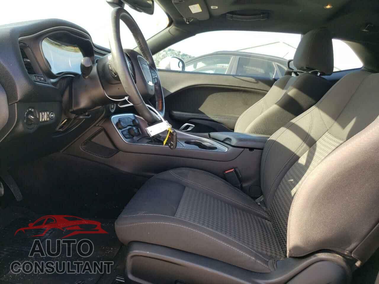 DODGE CHALLENGER 2018 - 2C3CDZAG5JH172401