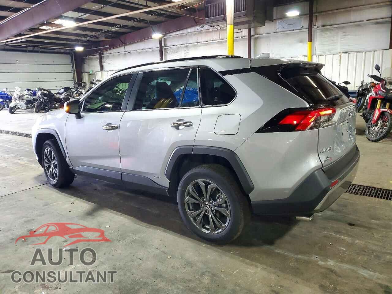 TOYOTA RAV4 2024 - JTMD6RFV9RD127875