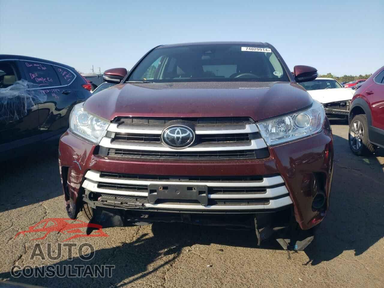 TOYOTA HIGHLANDER 2019 - 5TDBZRFH7KS916979