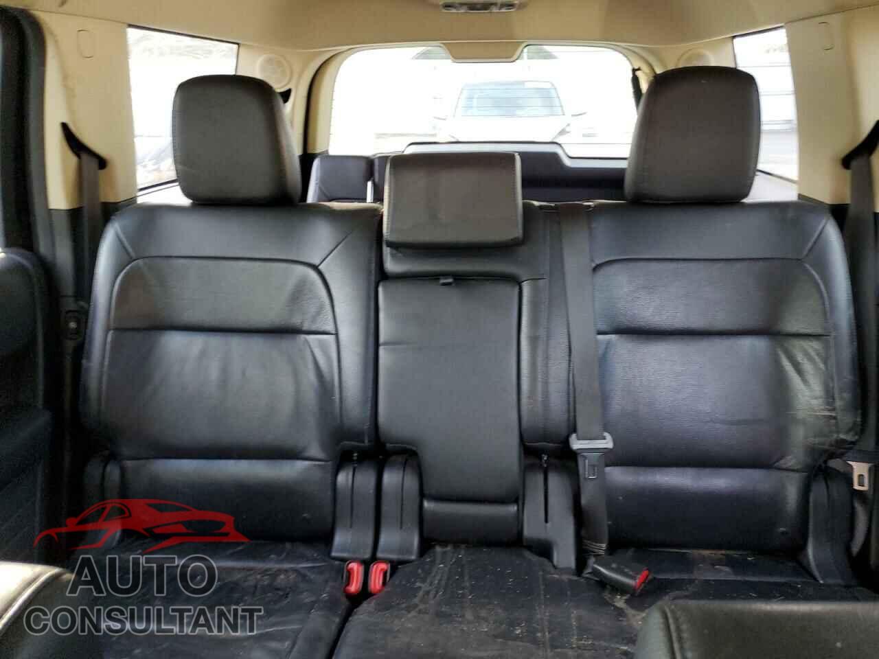 FORD FLEX 2017 - 2FMHK6D83HBA01228