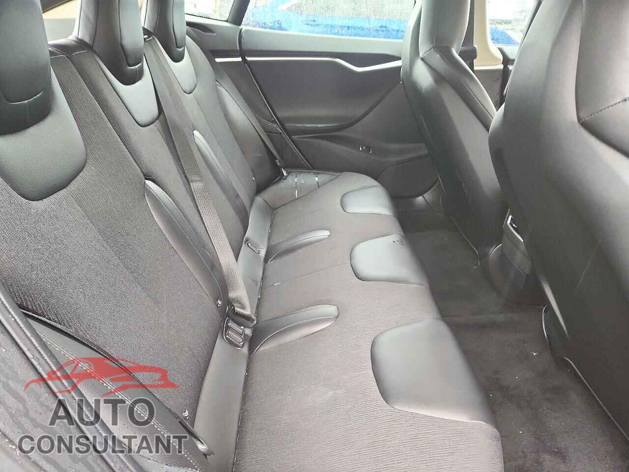 TESLA MODEL S 2016 - 5YJSA1E25GF131149