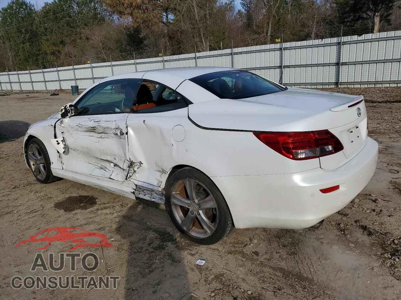 LEXUS IS 2012 - JTHFF2C23C2524624