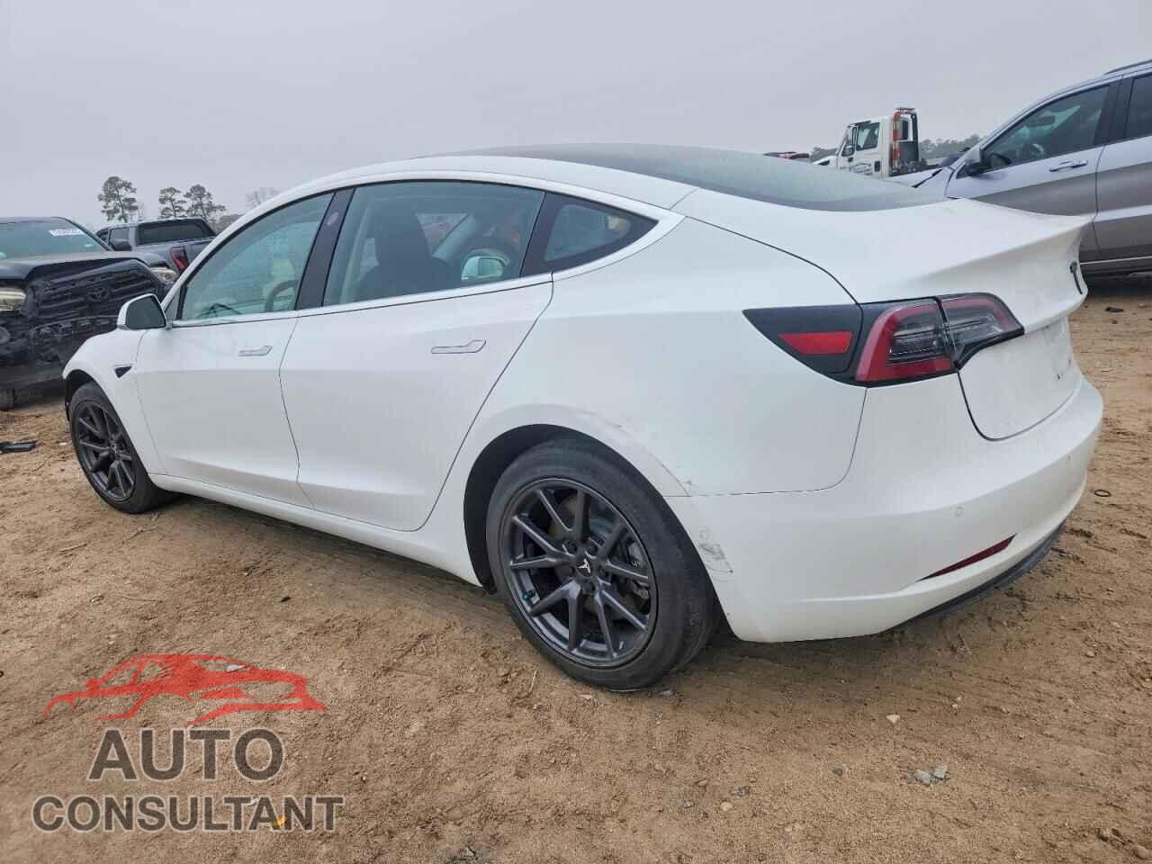 TESLA MODEL 3 2018 - 5YJ3E1EA9JF051893