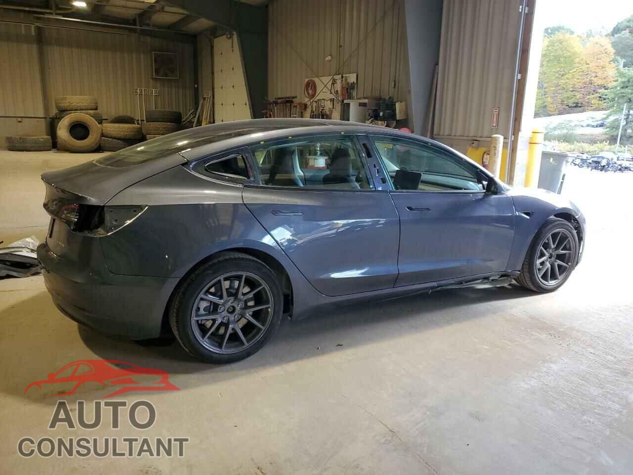 TESLA MODEL 3 2022 - 5YJ3E1EB3NF276910
