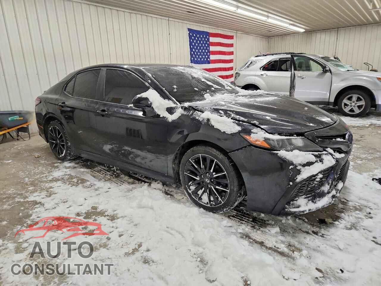 TOYOTA CAMRY 2021 - 4T1G11AK0MU516886