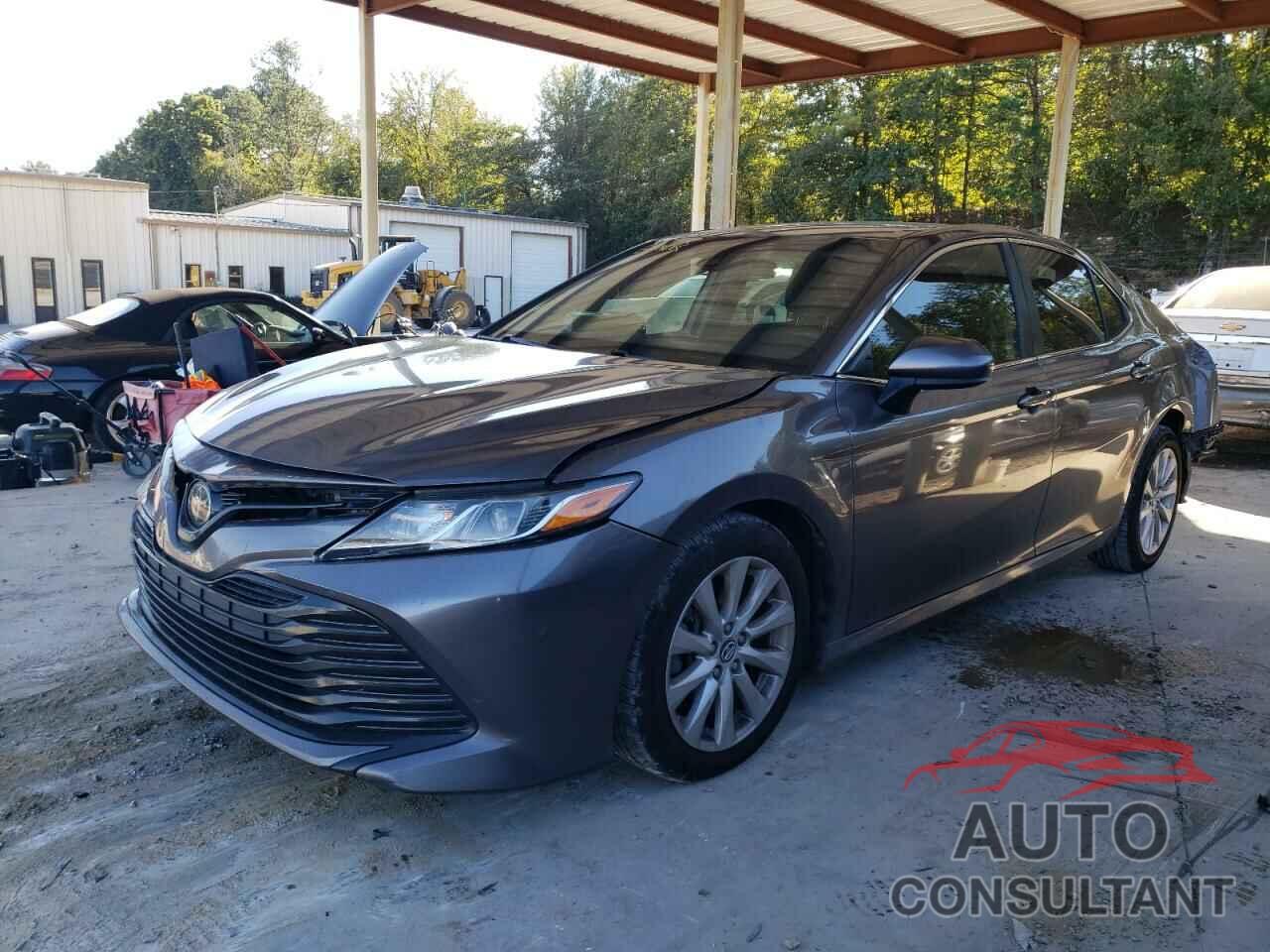 TOYOTA CAMRY 2018 - 4T1B11HK7JU522213