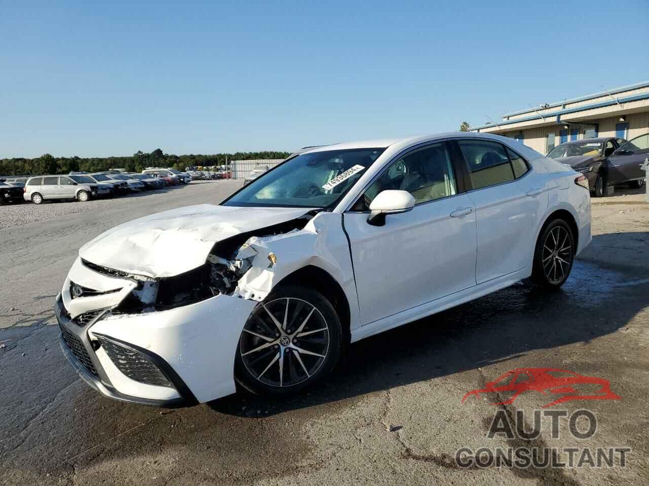TOYOTA CAMRY 2023 - 4T1G11AK6PU188460