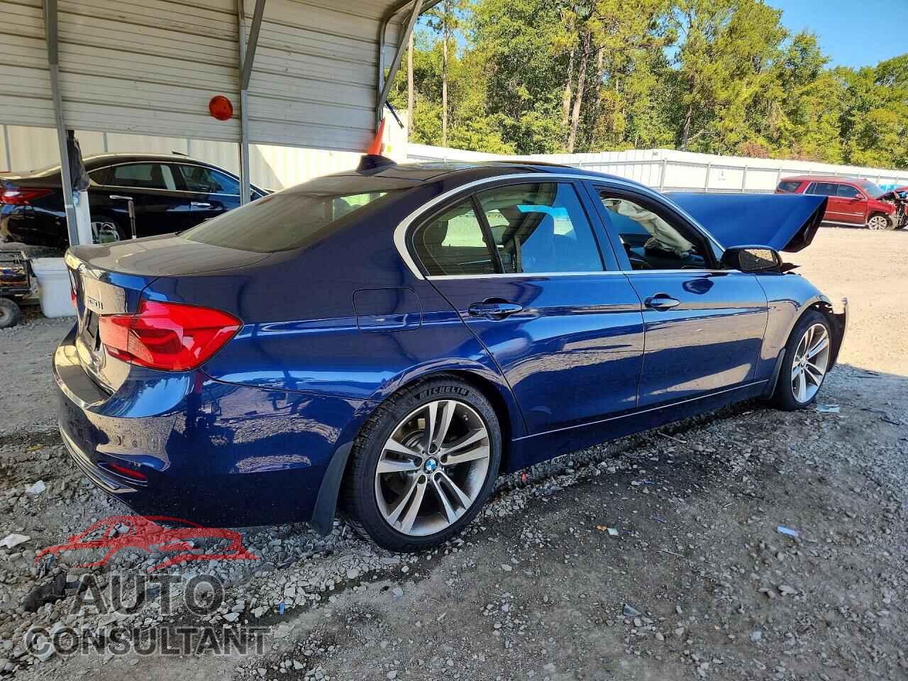BMW 3 SERIES 2017 - WBA8B9C34HK886120