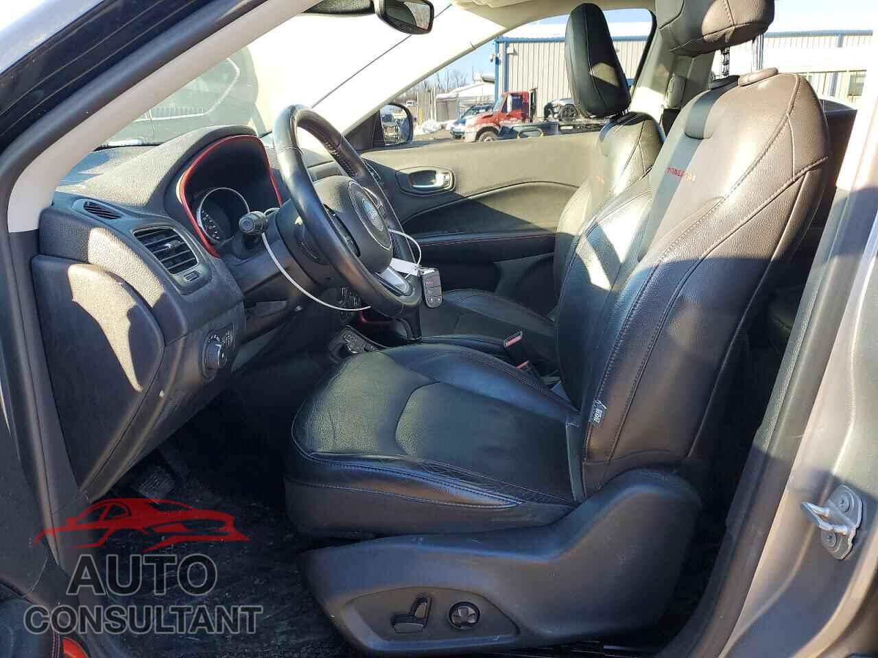 JEEP COMPASS 2017 - 3C4NJDDB1HT597583