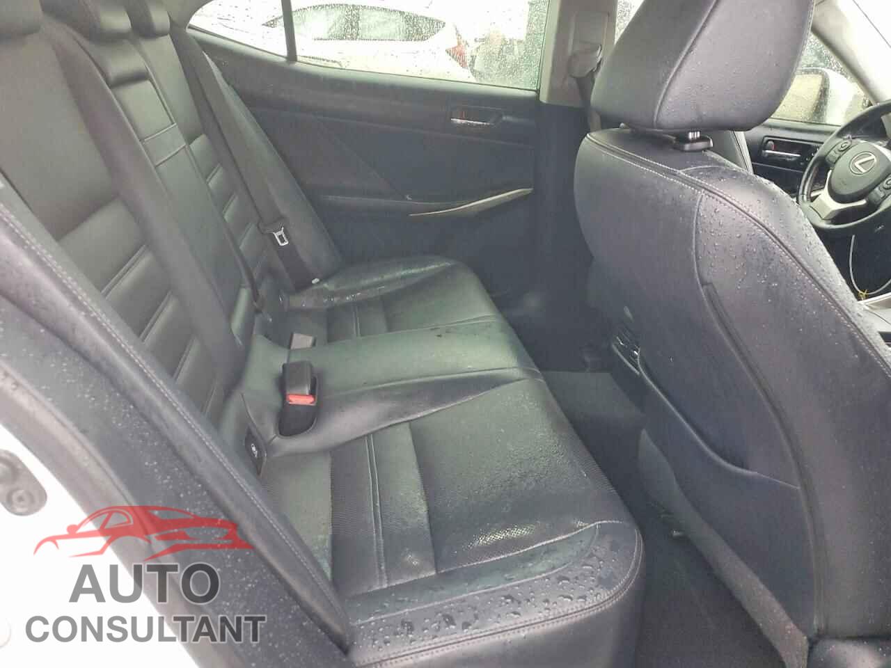 LEXUS IS 2015 - JTHCE1D29F5005885