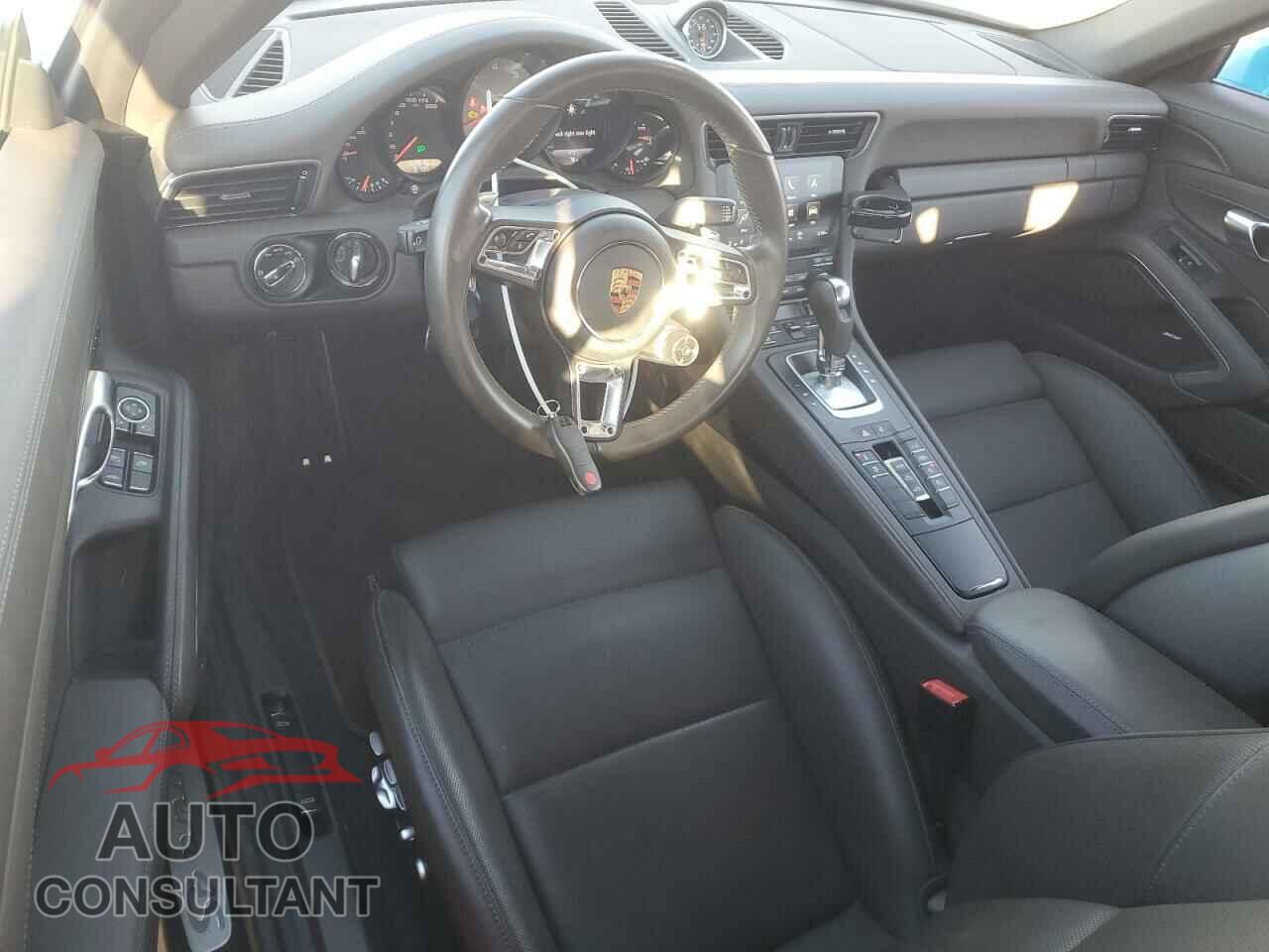 PORSCHE 911 2017 - WP0CB2A92HS156122