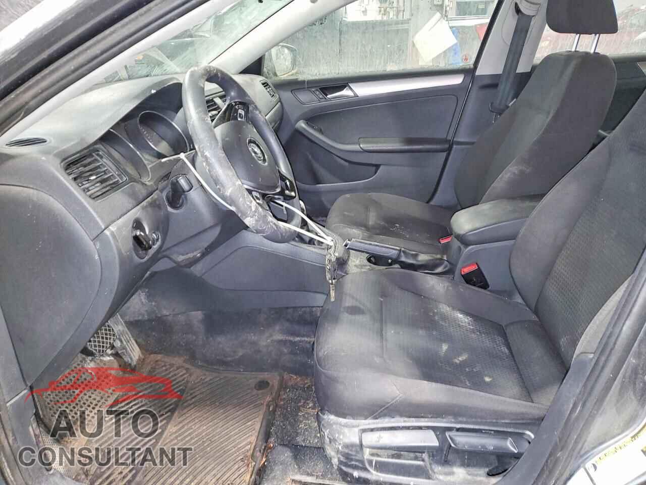 VOLKSWAGEN JETTA 2017 - 3VW2B7AJ8HM318344