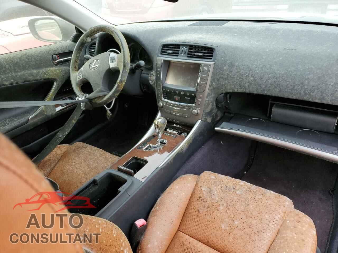 LEXUS IS 2013 - JTHFF2C2XD2527943