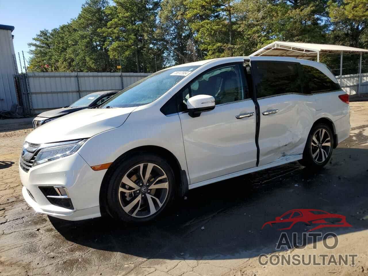 HONDA ODYSSEY 2018 - 5FNRL6H93JB000520