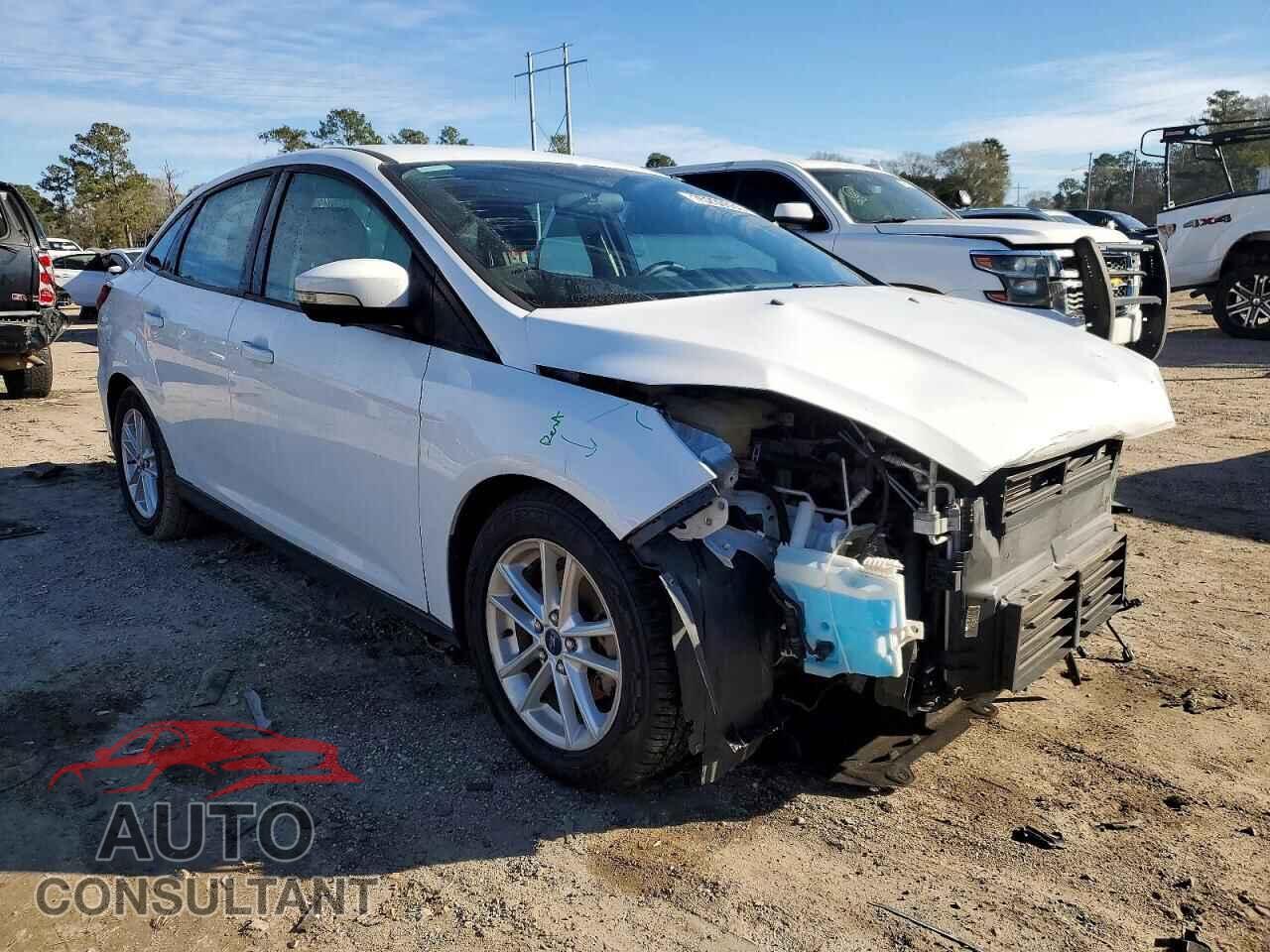 FORD FOCUS 2016 - 1FADP3F26GL242331