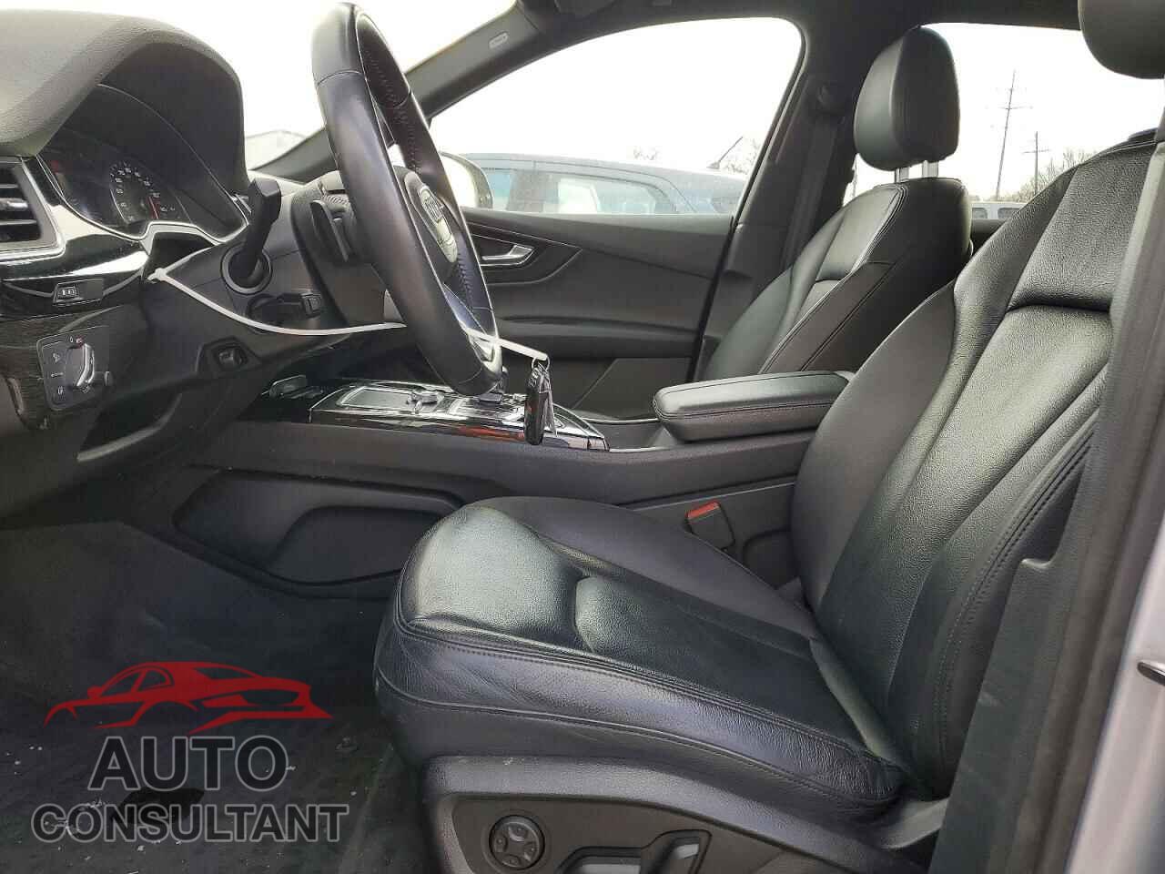 AUDI Q7 2019 - WA1AAAF76KD009142