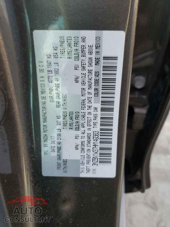 MAZDA 3 2017 - 3MZBN1W37HM149383