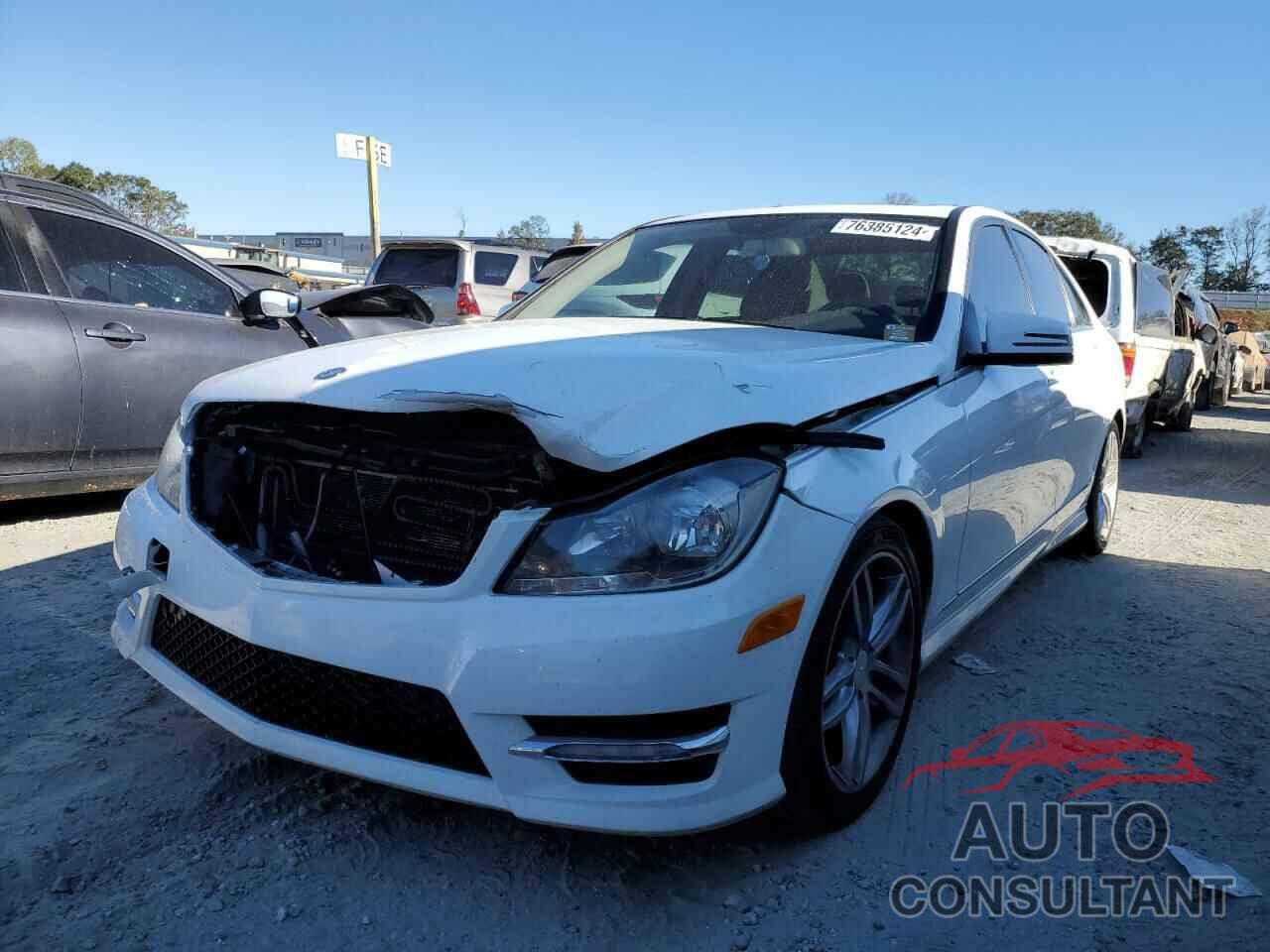 MERCEDES-BENZ C-CLASS 2013 - WDDGF4HB9DR270832