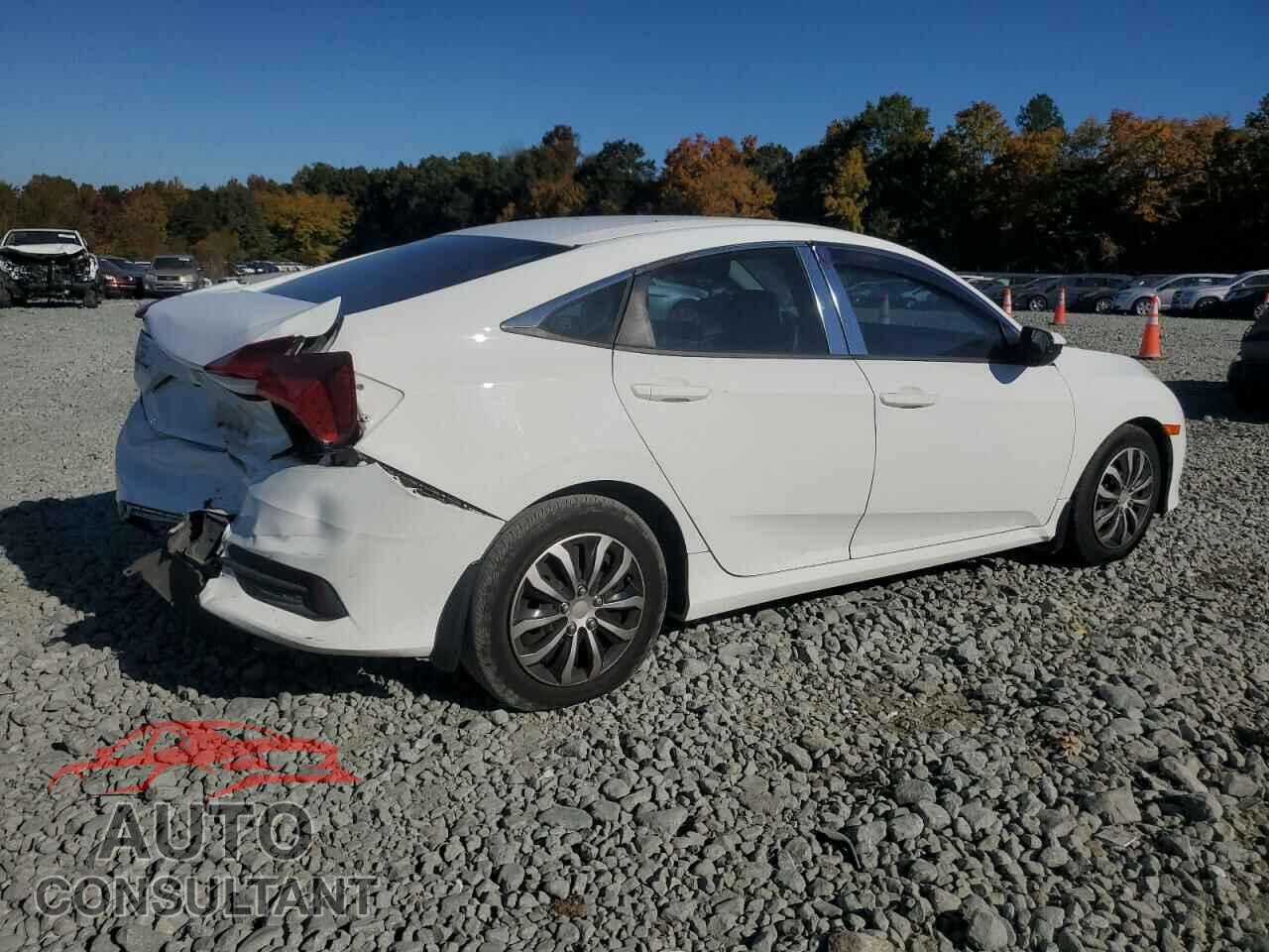 HONDA CIVIC 2018 - 2HGFC2F55JH601757