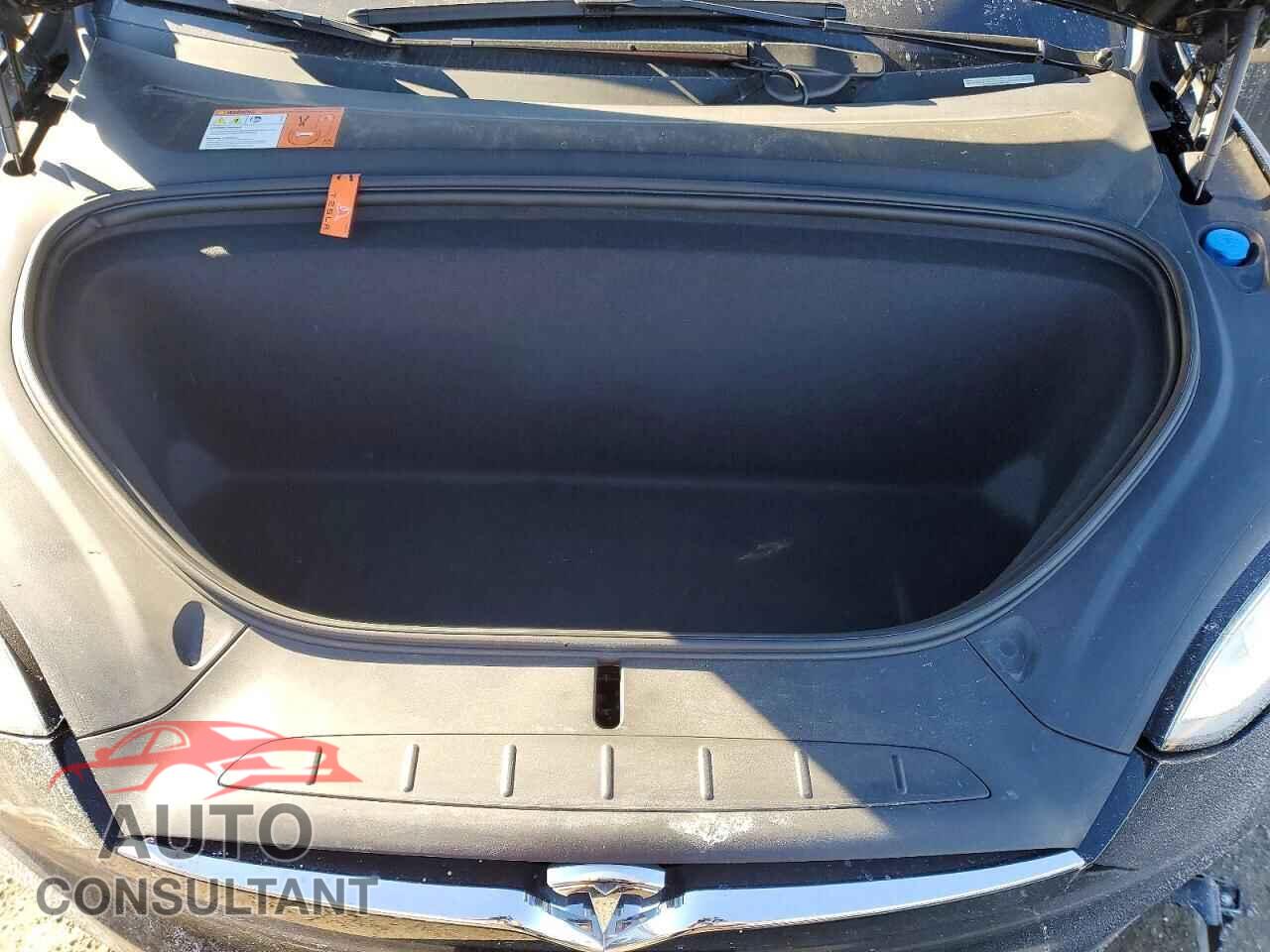 TESLA MODEL X 2017 - 5YJXCBE28HF054199