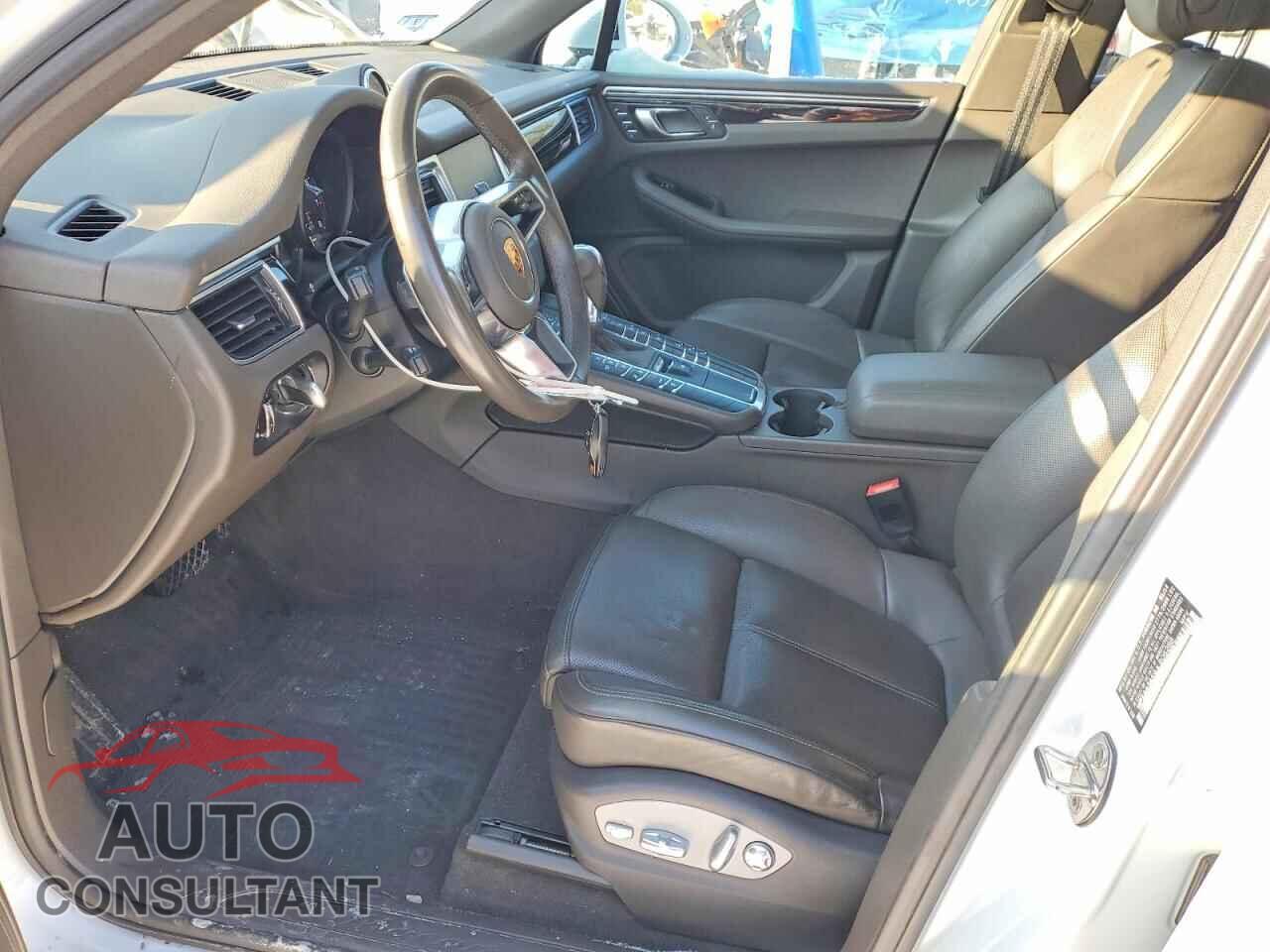 PORSCHE MACAN 2018 - WP1AA2A59JLB06288