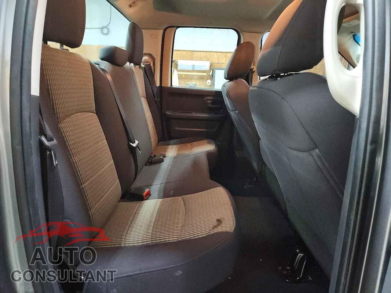 DODGE RAM 1500 2012 - 1C6RD7FT5CS248556