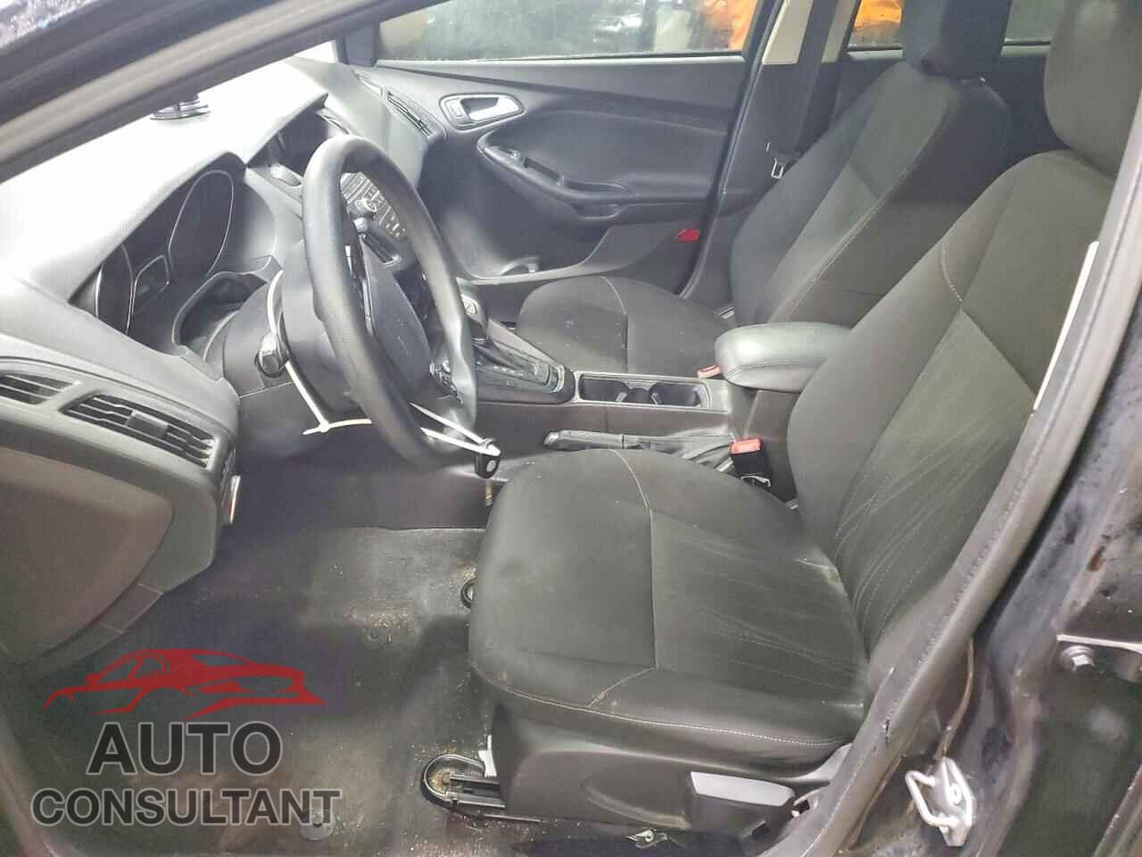 FORD FOCUS 2017 - 1FADP3F2XHL275530