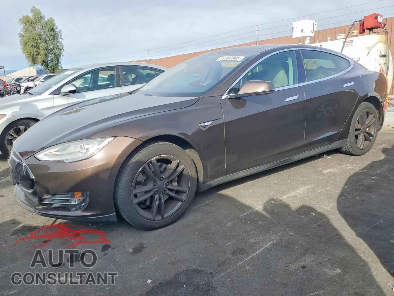 TESLA MODEL S 2013 - 5YJSA1CN7DFP04271