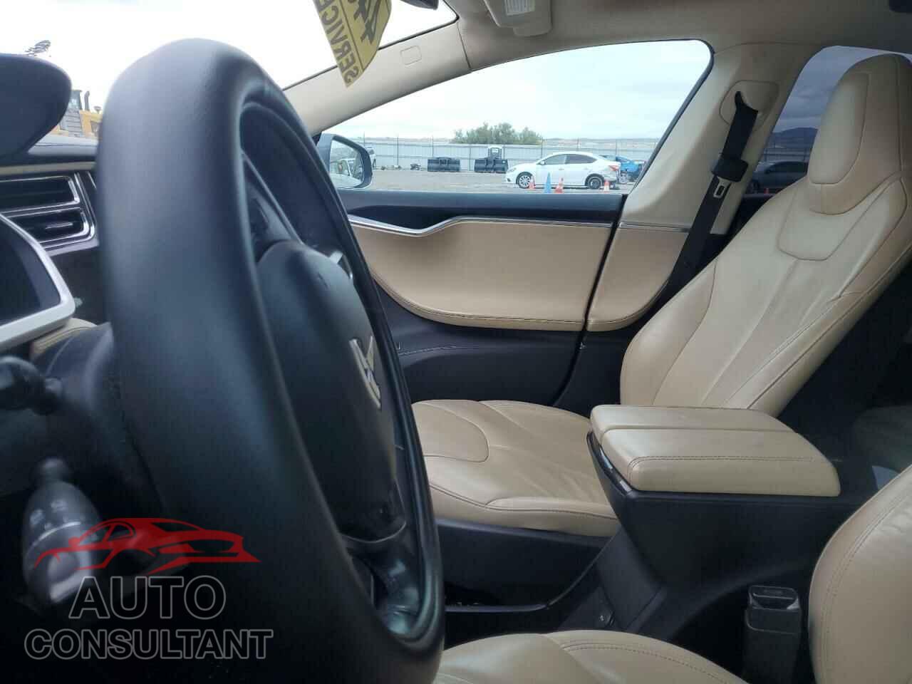 TESLA MODEL S 2013 - 5YJSA1AG0DFP03953