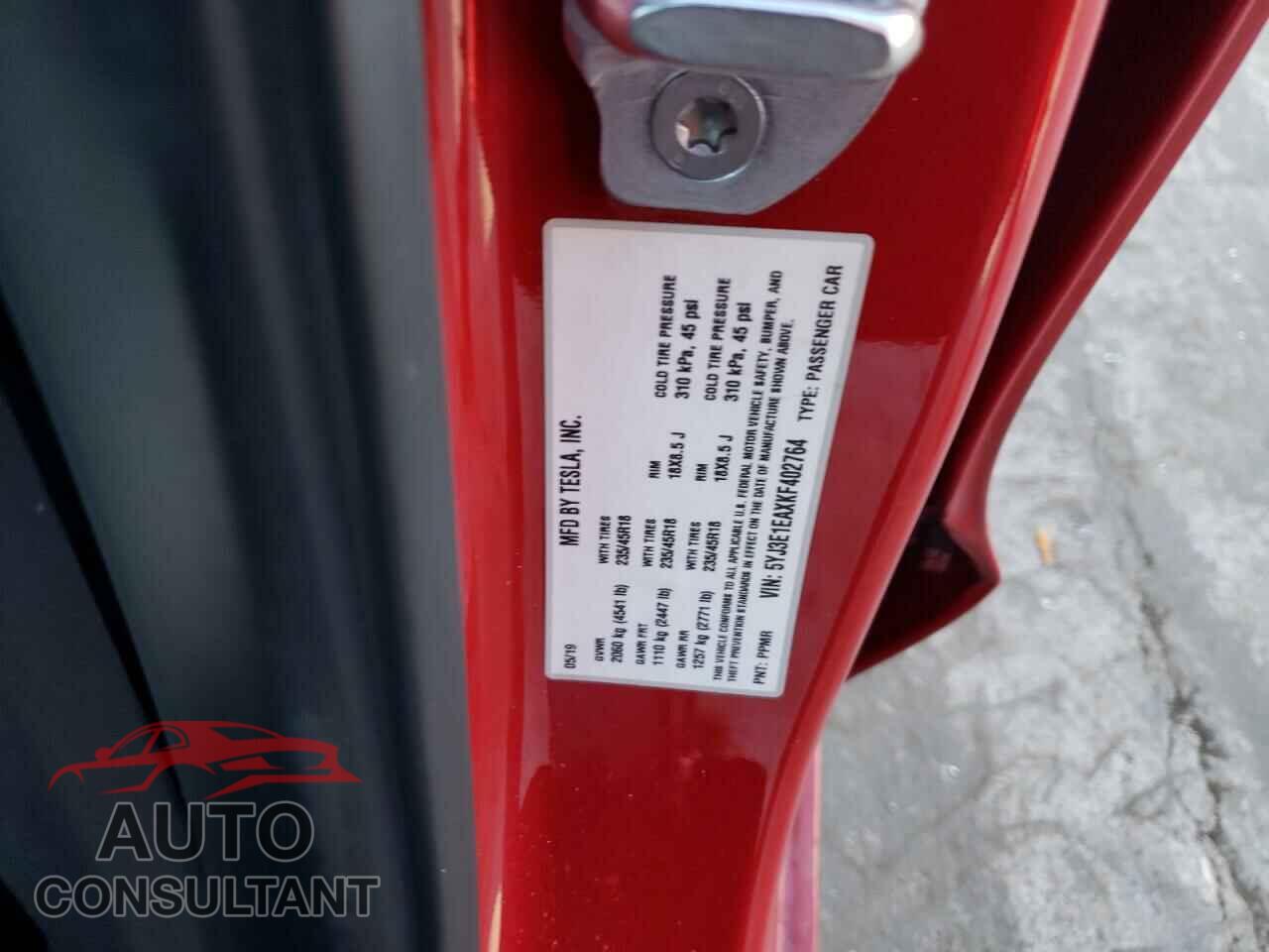 TESLA MODEL 3 2019 - 5YJ3E1EAXKF402764