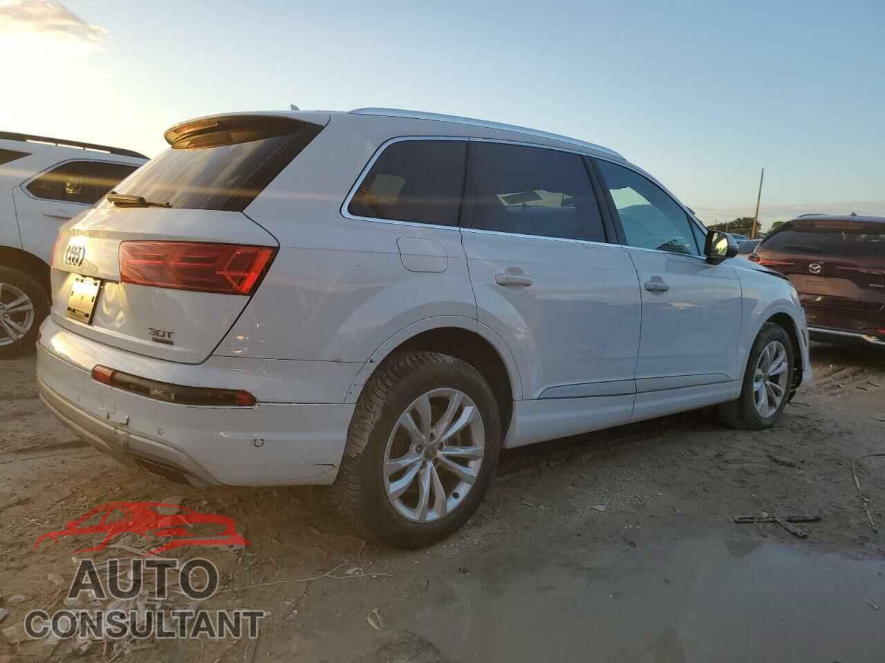 AUDI Q7 2018 - WA1AAAF70JD006039
