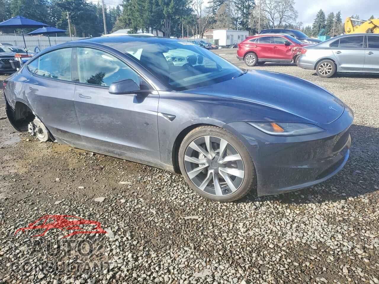TESLA MODEL 3 2024 - 5YJ3E1EB4RF792537