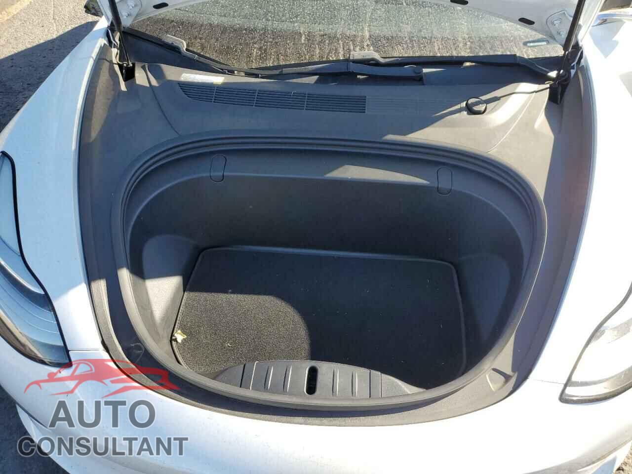 TESLA MODEL 3 2018 - 5YJ3E1EA6JF062429