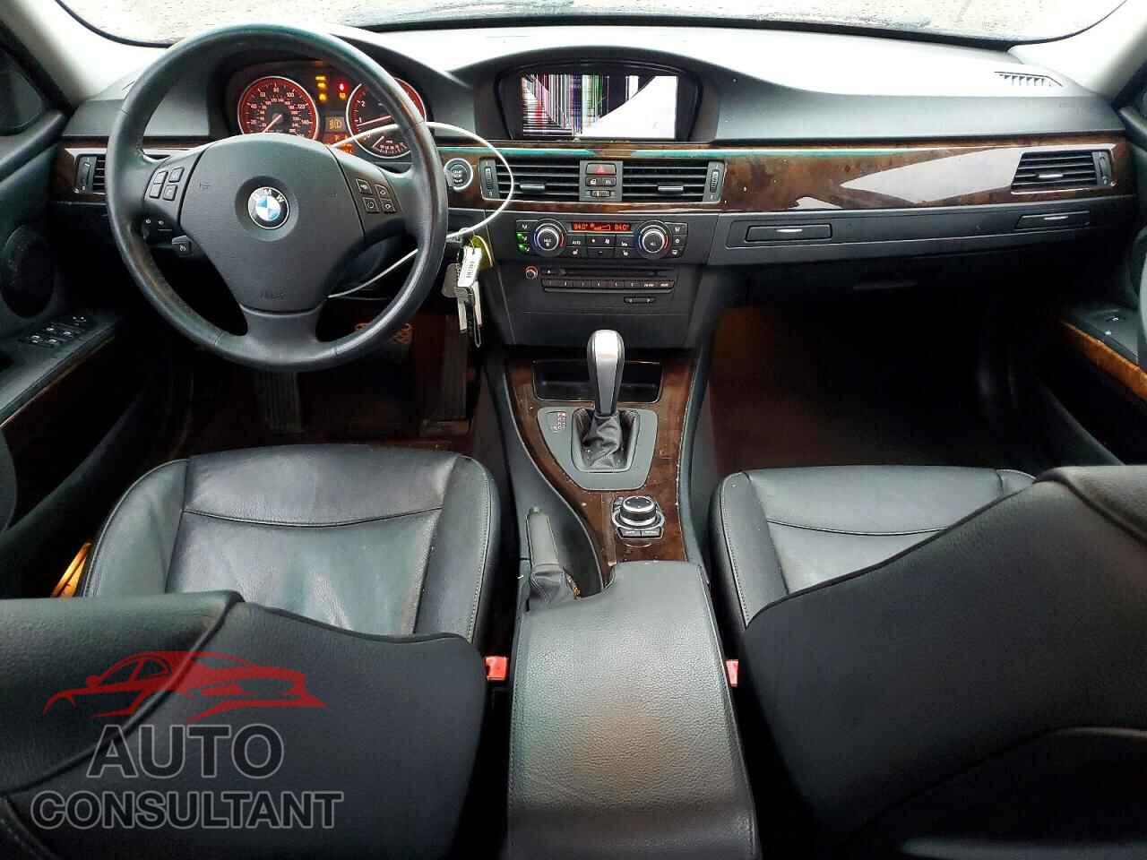 BMW 3 SERIES 2011 - WBAPH7C50BE678564