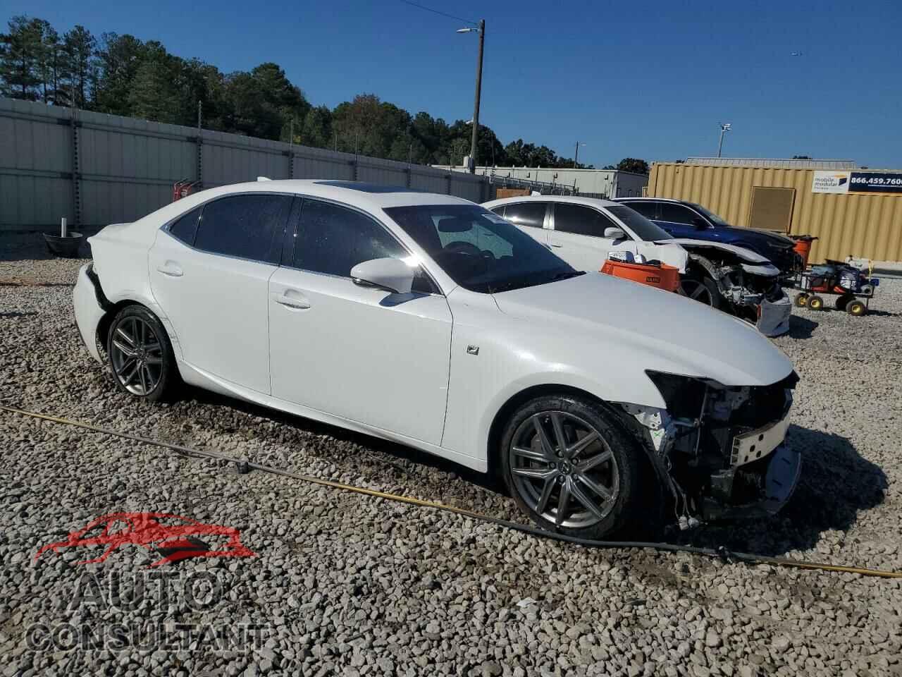 LEXUS IS 2015 - JTHBE1D24F5022475