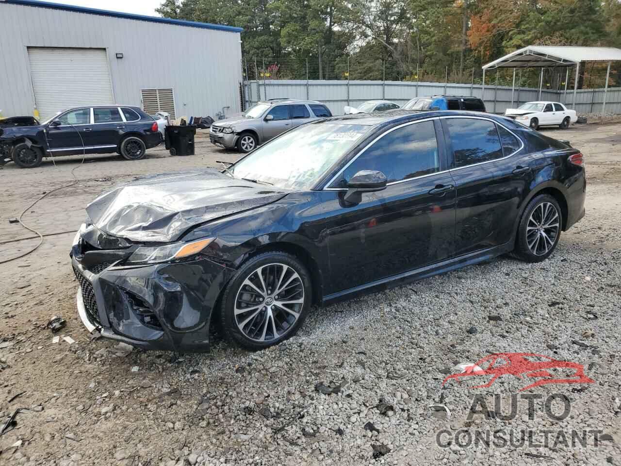 TOYOTA CAMRY 2018 - 4T1B11HK2JU135326