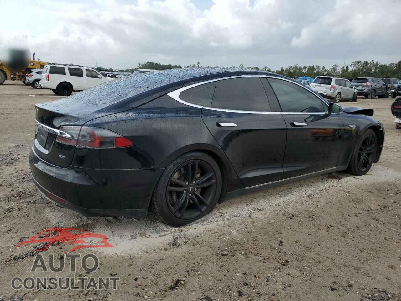 TESLA MODEL S 2015 - 5YJSA1S21FF090683