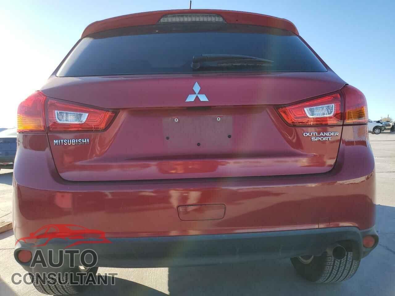 MITSUBISHI OUTLANDER 2015 - 4A4AP3AUXFE048399