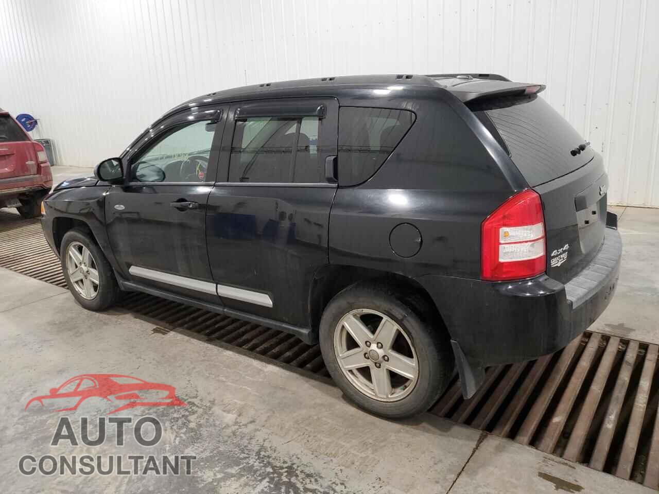 JEEP COMPASS 2010 - 1J4NF4FB6AD585093