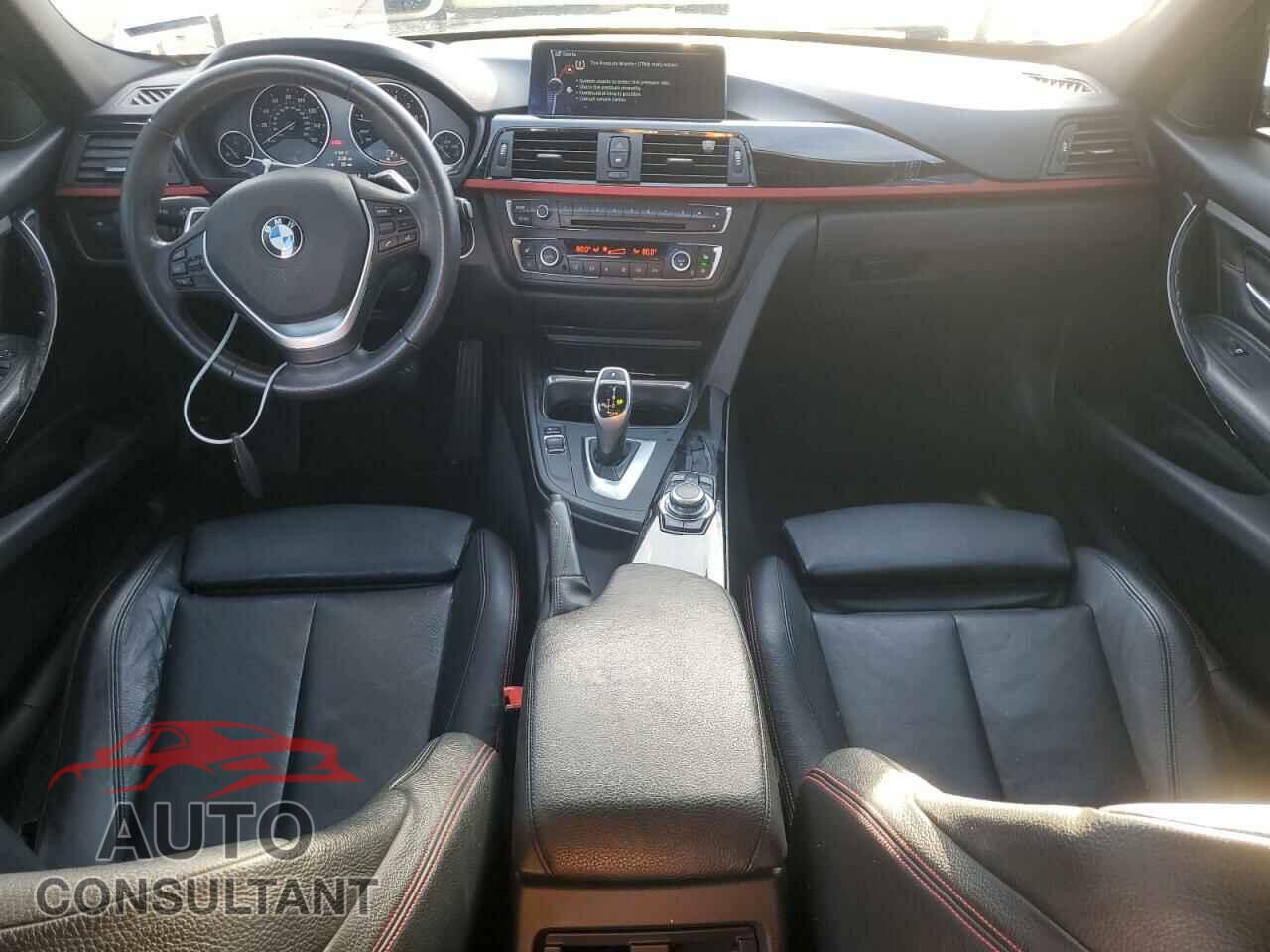 BMW 3 SERIES 2012 - WBA3A5C53CF348176