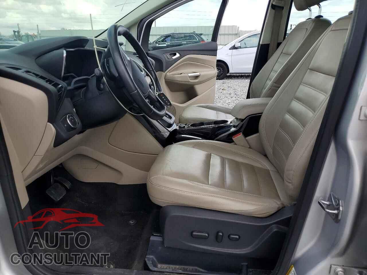 FORD C-MAX 2017 - 1FADP5FU6HL104674