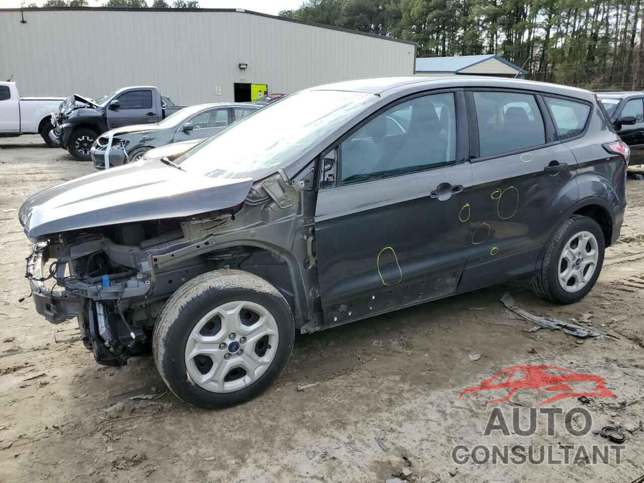 FORD ESCAPE 2018 - 1FMCU0F75JUA80178